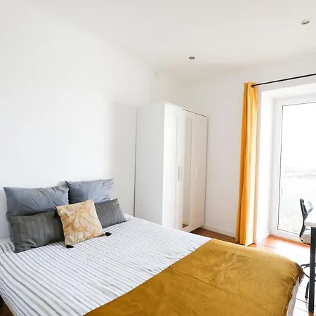 Palette 3br With Terrace And Patio Апартаменты *